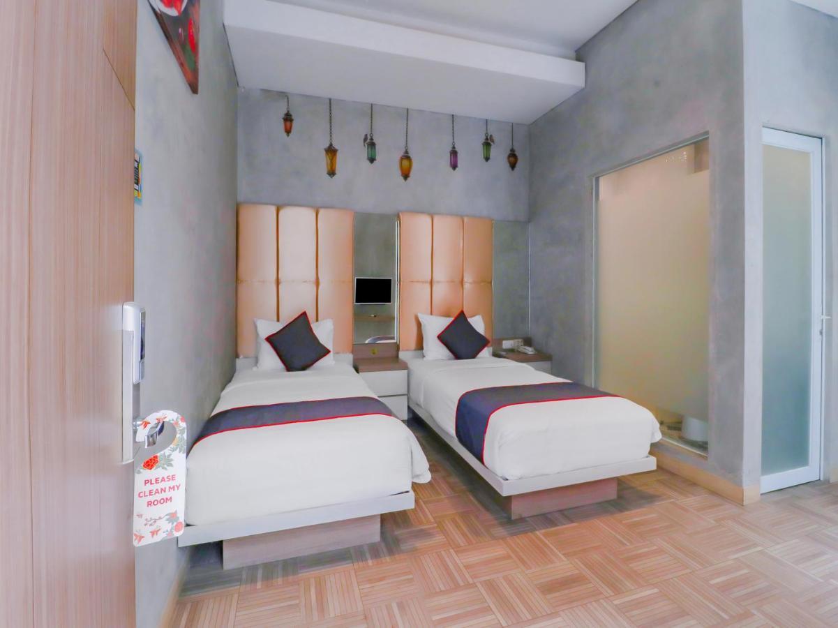 Super Oyo Collection O 31 The Batik Bed And Coffee Bandung 호텔 외부 사진